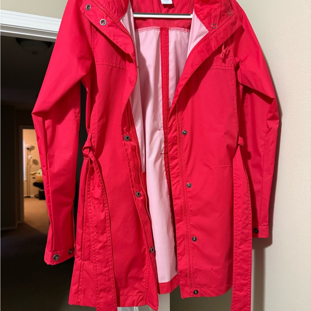 NWOT Columbia Rain Hooded Jacket